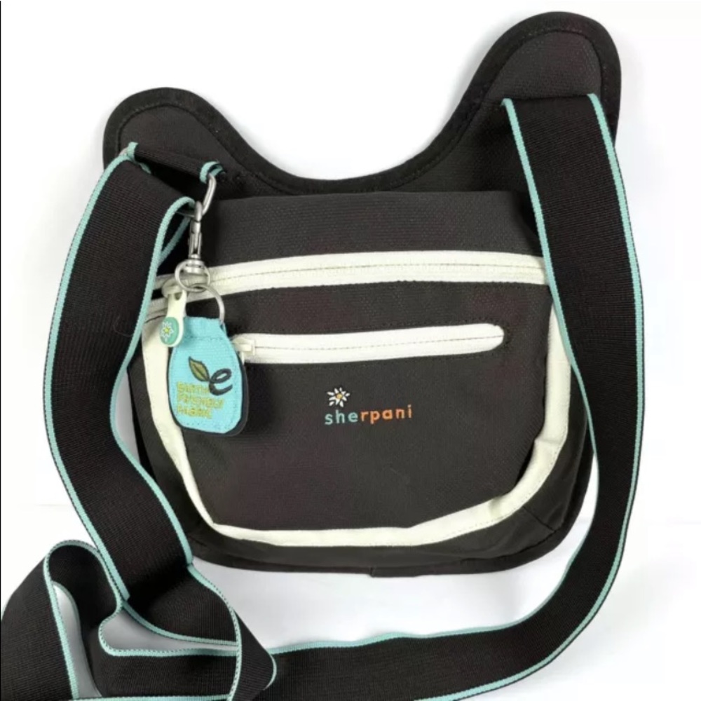 Sherpani switch canvas cross body bag